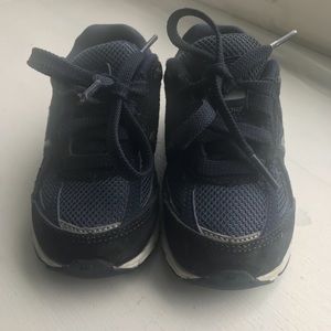 Toddler boy New Balance 990